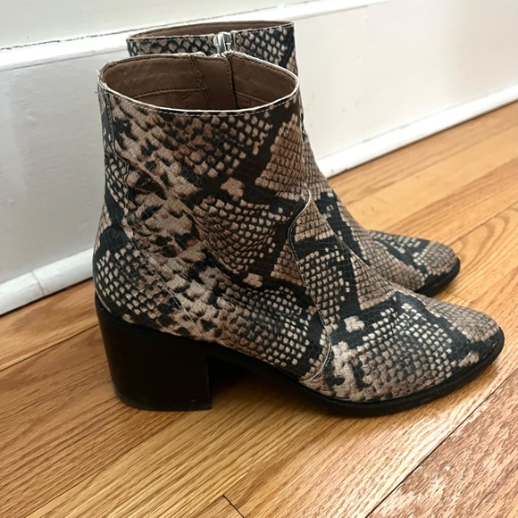 Nordstrom - treasure & bond boots - Picture 3 of 3